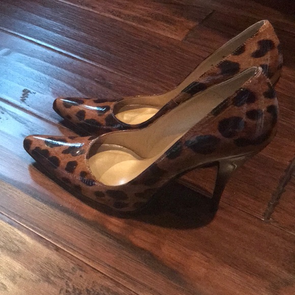 Stuart Weitzman Patent  Animal print heels size 7m - Picture 4 of 7